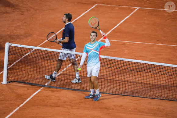 Hugo Gaston (FRA - 239ème mondial, 20ans) élimine Stan Wawrinka (CH - ancien vainqueur du tournoi, 17ème mondial) et file en 8es de finale lors du tournoi de Roland Garros à Paris le 2 octobre 2020. © DOMINIQUE JACOVIDES / BESTIMAGE