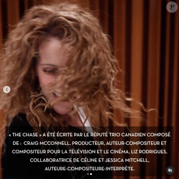 Céline Dion, en studio lors de l'enregistrement de la chanson "The Chase", extraite de l'album "Courage".