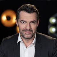 Arnaud Ducret déterre une photo dossier de ses débuts : les fans se moquent !