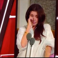 The Voice Kids - Jenifer en larmes : la star, absente du plateau, très émue par Sara