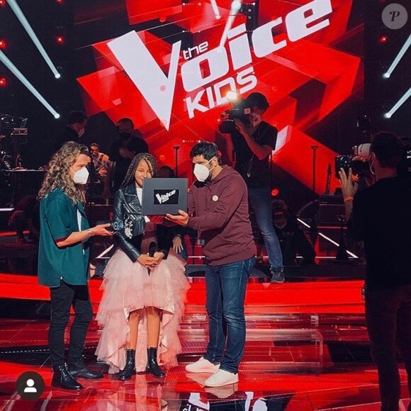 Sara, coachée à distance par Jenifer, pour The Voice Kids. Instagram, le 9 octobre 2020.