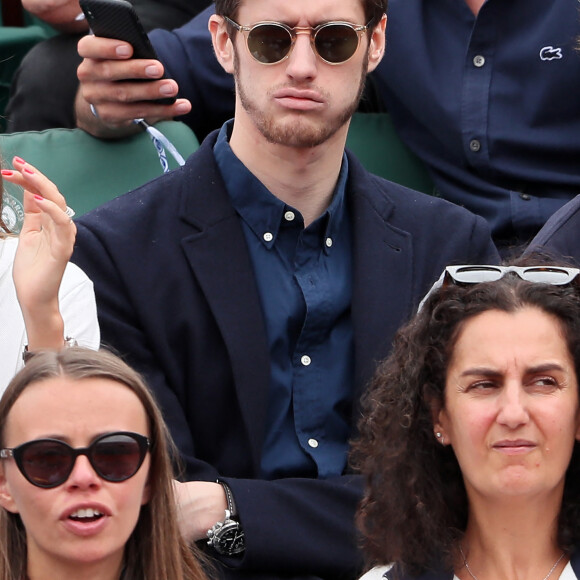 Jean-Baptiste Maunier - People dans les tribunes lors des Internationaux de France de Tennis de Roland-Garros à Paris le 1er juin 2018. © Dominique Jacovides-Cyril Moreau / Bestimage 