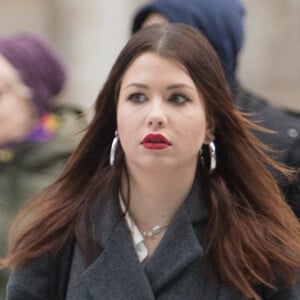 Exclusif - Marie Lopez, dite EnjoyPhoenix arrive à la gare du Nord à Paris, le 18 février 2020. 