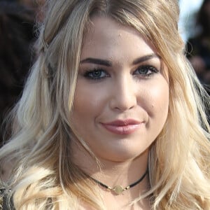 EnjoyPhoenix (Marie Lopez) à la montée des marches du film "The Meyerowitz Stories" lors du 70ème Festival International du Film de Cannes, le 21 mai 2017. © Denis Guignebourg/Bestimage 