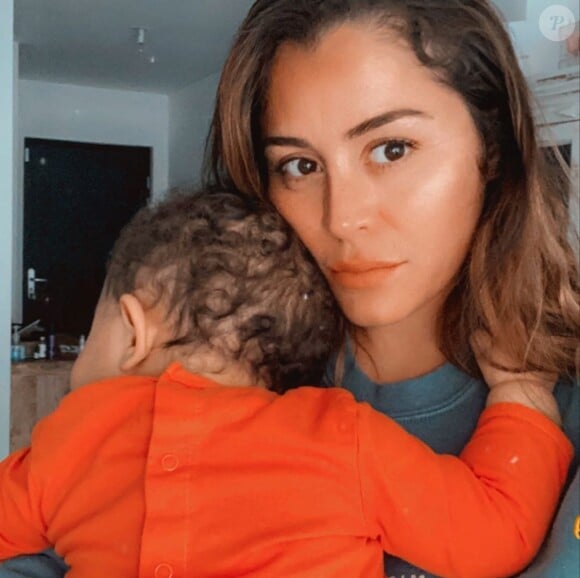 Anaïs Camizuli avec sa fille Kessi, le 24 mars, sur Instagram