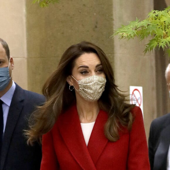 Le prince William, duc de Cambridge, et Catherine (Kate) Middleton, duchesse de Cambridge, visitent l'hôpital St. Bartholomew dans le cadre du projet photographique "Hold Still". Londres. Le 20 octobre 2020.