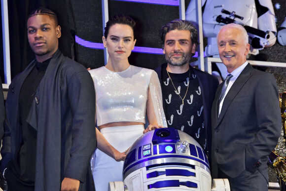 John Boyega, Daisy Ridley, Oscar Isaac, Anthony Daniels - Première du film Star Wars, épisode IX : L'Ascension de Skywalker à Tokyo le 11 décembre 2019.