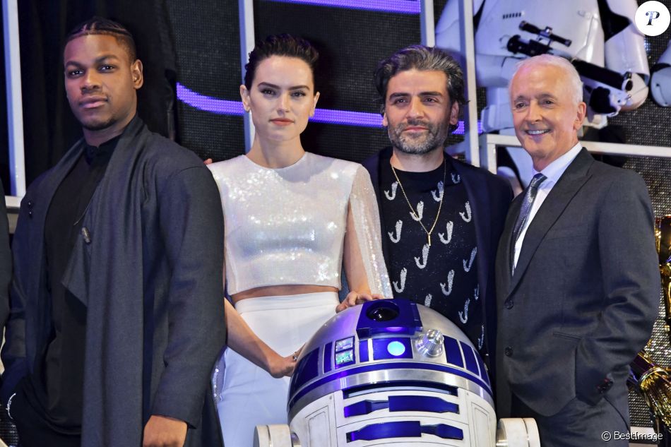 John Boyega, Daisy Ridley, Oscar Isaac, Anthony Daniels - Première du film Star Wars, épisode IX : L&#039;Ascension de Skywalker à Tokyo le 11 décembre 2019.