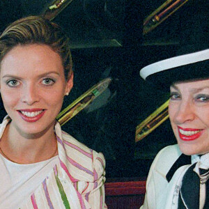 Sylvie Tellier et Geniviève de Fontenay à Lyon en 2002