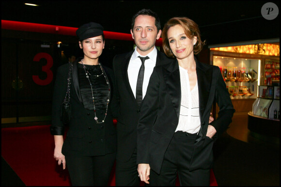 Virginie Ledoyen, Gad Elmaleh et Kristin Scott-Thomas - Avant-première du film "La doublure" au cinéma Gaumont Champs-Elysées.