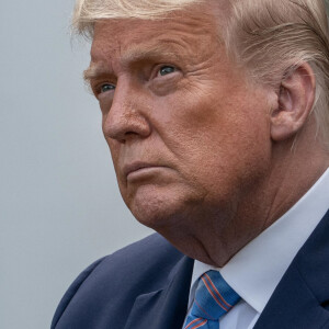 Le président américain Donald Trump donne une conférence de presse sur la stratégie nationale des tests de dépistage du coronavirus (Covid-19) dans les jardins de la Maison Blanche à Washington, le 28 septembre 2020.
