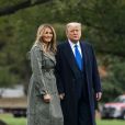 Le président Donald Trump et la première dame Melania Trump quittent La Maison Blanche à Washington, D.C, le 27 octobre 2020.