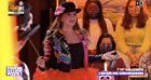 Kelly Vedovelli fait sensation avec son costume sexy de Halloween dans "Touche pas à mon poste" sur C8.