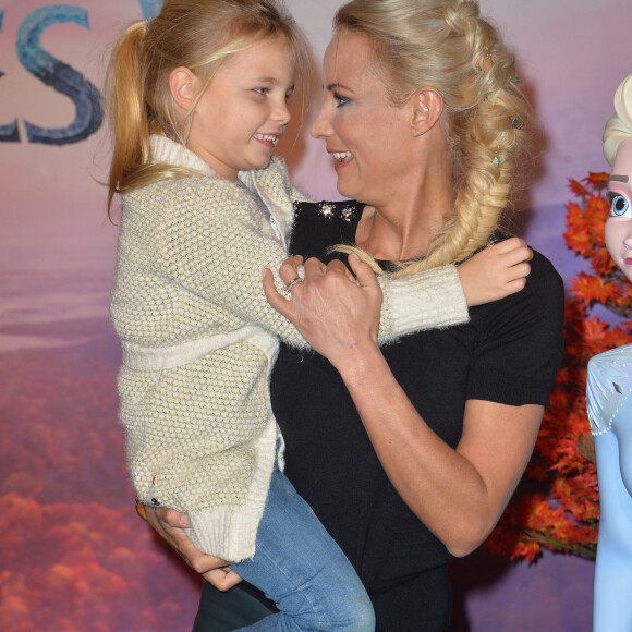 Elodie Gossuin et sa fille Joséphine - Projection exceptionelle de "La Reine des Neiges 2 " au Grand Rex à Paris le 13 novembre 2019. © Veeren Ramsamy/Bestimage