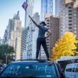 Les habitants de New York descendent dans la rue pour fêter l'élection de Joe Biden à la présidence des Etats-Unis le 7 novembre 2020