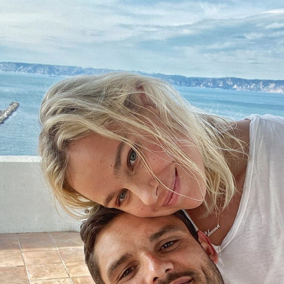 Florent Manaudou et sa petite amie Pernille Blume. Août 2020.