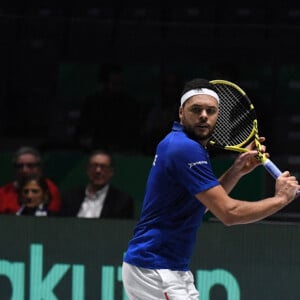 Le français Jo-Wilfried Tsonga affronte le serbe F.Krajinovic lors de la 4ème journée de la Coupe Davis à Madrid, le 21novembre 2019. © Chryslene Caillaud / Panoramic / Bestimage 