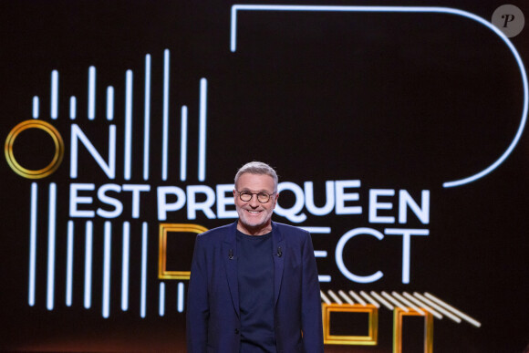 Exclusif - Laurent Ruquier - Pendant l'enregistrement de l'émission On Est Presque En Direct, présentée par L.Ruquier, et diffusée sur France 2 avec pour invités : M.Kaye, C.Bruni, L.Salamé, R.Bachelot, G.C Malade, D.Foenkinos et d'autres à Paris le 14 novembre 2020. © Jack Tribeca / Bestimage  