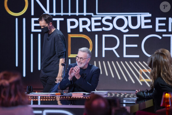 Exclusif - Laurent Ruquier - Pendant l'enregistrement de l'émission On Est Presque En Direct, présentée par L.Ruquier, et diffusée sur France 2 avec pour invités : M.Kaye, C.Bruni, L.Salamé, R.Bachelot, G.C Malade, D.Foenkinos et d'autres à Paris le 14 novembre 2020. © Jack Tribeca / Bestimage  