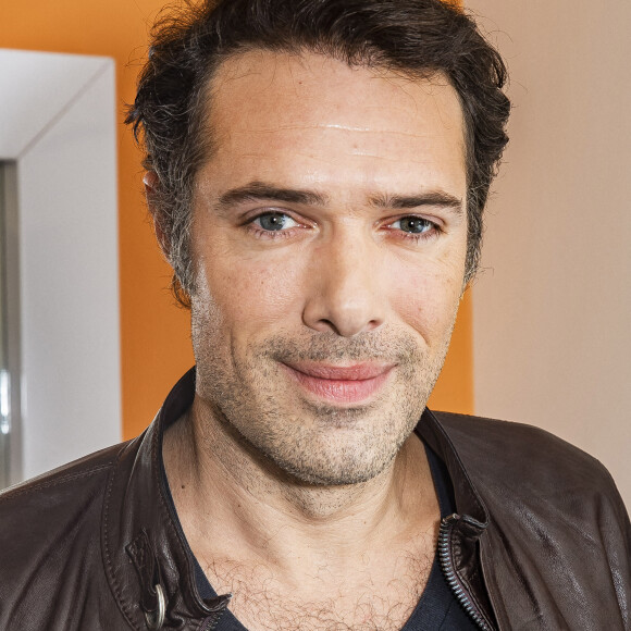 Exclusif - Nicolas Bedos - Backstage de l'enregistrement de l'émission "On est presque en direct" présentée par Laurent Ruquier et diffusée sur France 2 le 7 novembre 2020. © Jack Tribeca / Bestimage