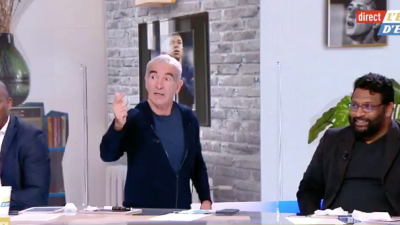 Estelle Denis vire Raymond Domenech du plateau de "L'Equipe d'Estelle" après une remarque sexiste.