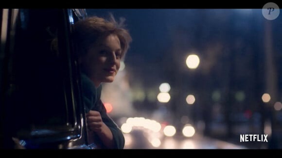 Nouvel extrait de la série The Crown (Netflix), Emma Corrin interprète Lady Di. 