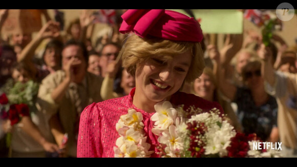 Nouvel extrait de la série The Crown (Netflix), Emma Corrin interprète Lady Di. 