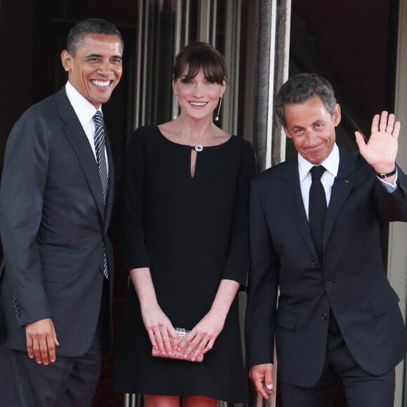 Nicolas Sarkozy, Carla Bruni et Barack Obama lors du sommet du G8 à Deauville en 2011.