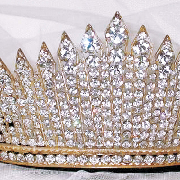 La "Fringe Tiara" de la reine Elizabeth II, portée le jour de son mariage avec le prince Philip à Londres, le 20 novembre 1947.