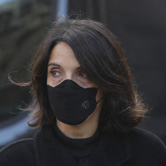 Florence Foresti - Obsèques du producteur Cyril Colbeau-Justin en la basilique Saint-Clotilde, Paris 7e pendant l'épidémie de Coronavirus Covid-19. Le 12 novembre 2020. © Agence / Bestimage