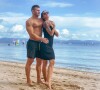 Julia Paredes et Maxile amoureux à la plage, le 23 septembre 2020