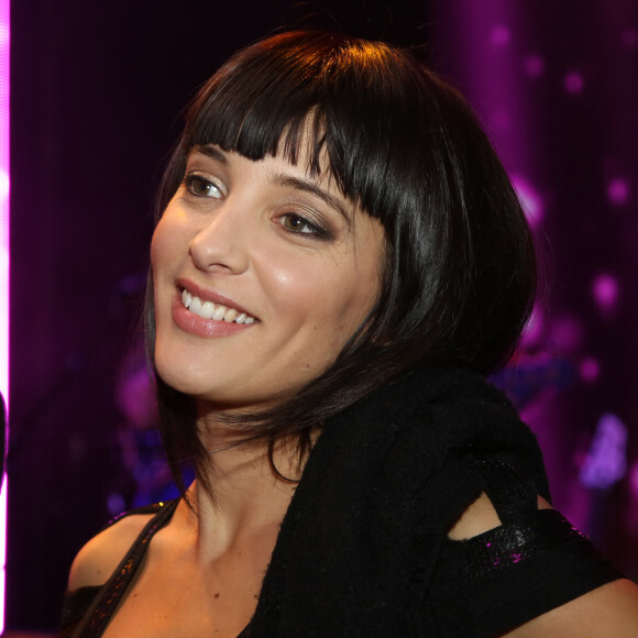 Exclusif -  Erika Moulet - Backstage de l'enregistrement de l'émission "Tout le monde chante contre le cancer, les stars relèvent le défi" à l'Olympia, qui sera diffusée le 22 décembre sur W9. Le 6 décembre 2016 © Guignebourg-Perusseau / Bestimage 