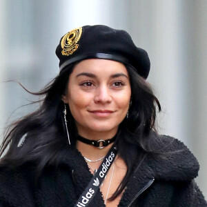 Exclusif - Vanessa Hudgens fait du shopping avec une amie à New York, le 12 octobre 2019.