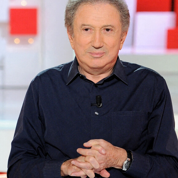 Exclusif - Michel Drucker - - Enregistrement de l'émission "Vivement Dimanche prochain" présentée par M.Drucker © Guillaume Gaffiot / Bestimage 