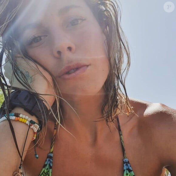 Alix (Koh-Lanta) : bikini et tenues de sport sur Instagram.