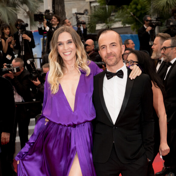 Calogero et sa compagne Marie Bastide - Montée des marches du film "Douleur et Gloire" lors du 72ème Festival International du Film de Cannes. Le 17 mai 2019 © Jacovides-Moreau / Bestimage 