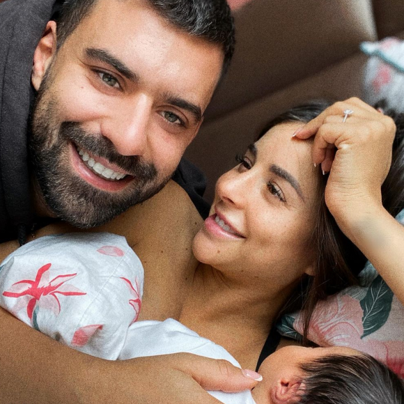 Vincent Queijo avec sa compagne Rym et leur fille Maria-Valentina - Instagram