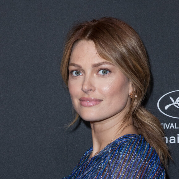 Caroline Receveur enceinte - Photocall de la soirée Orange sur la plage de l'hôtel Majestic lors du 71ème Festival International de Cannes le 12 mai 2018. © Moreau-Borde-Jacovides/Bestimage