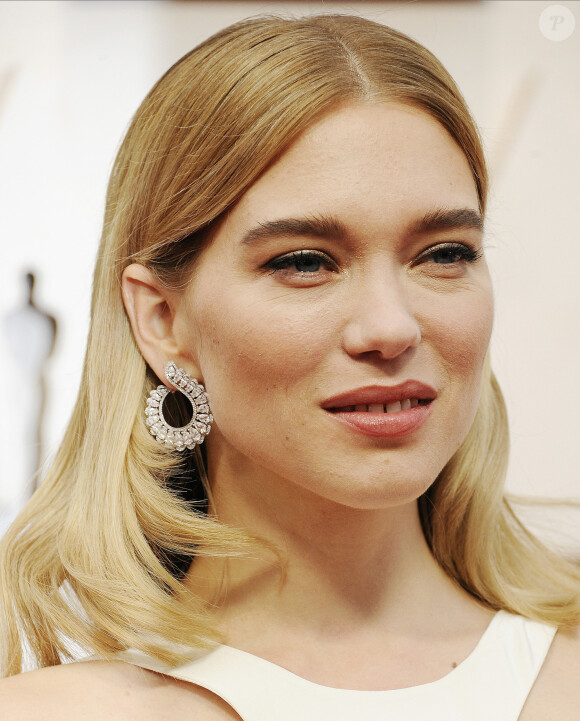 Léa Seydoux lors du photocall des arrivées de la 92ème cérémonie des Oscars 2020 au Hollywood and Highland à Los Angeles, Californie, Etats-Unis, le 9 février 2020. 