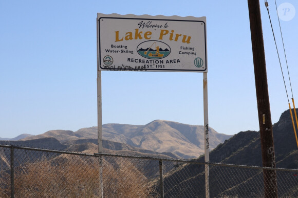 Illustration du lac Piru où les autorités sont toujours à la recherche de l'actrice Naya Rivera qui a disparu et se serait noyée alors qu'elle naviguait avec son fils Josey hier. Lake Piru, le 9 juillet 2020.