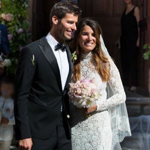 Exclusif - Arrivées et sorties du mariage religieux de Karine Ferri et Yoann Gourcuff à l'église de La Motte, France.