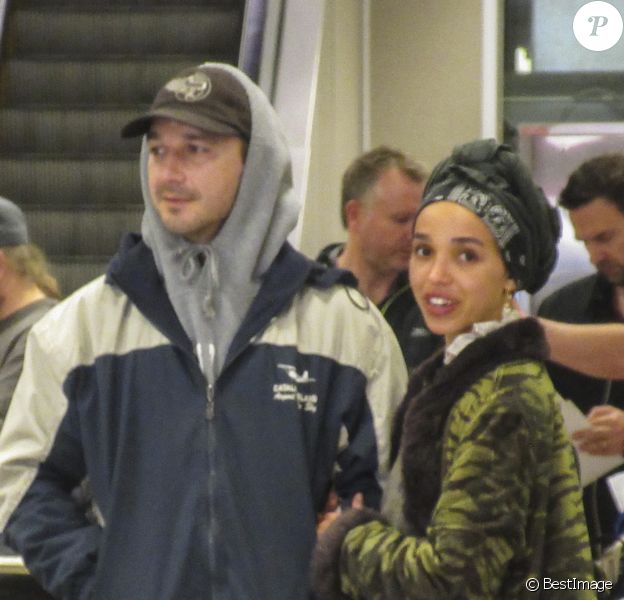 Exclusif - Shia LaBeouf et sa compagne FKA Twigs à l'aéroport de Salt Lake City.