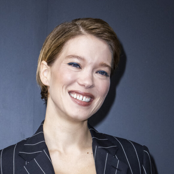 Léa Seydoux - Photocall du défilé de mode prêt-à-porter printemps-été 2021 "Louis Vuitton" à La Samaritaine à Paris, le 6 octobre 2020 © Olivier Borde / Bestimage  Photocall of the ready-to-wear S/S 2021 "Louis Vuitton" fashion show in Paris. On October 6th 2020 