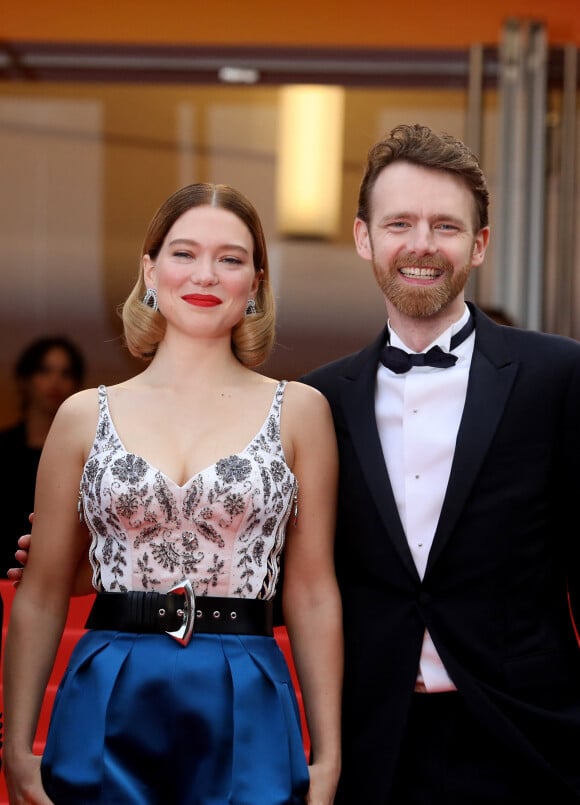 Léa Seydoux, Antoine Reinartz - Montée des marches du film "Roubaix, une lumière (Oh Mercy!)" lors du 72ème Festival International du Film de Cannes. Le 22 mai 2019 © Jacovides-Moreau / Bestimage  Red carpet for the movie "Roubaix, une lumière (Oh Mercy!)" during the 72nd Cannes International Film festival. On may 22nd 2019 