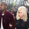 Kim Kardashian et Kanye West se rendent au défilé de mode Vuitton à la Fondation Louis Vuitton le 11 mars 2015. 