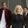 Kanye West et sa femme Kim Kardashian - People à la sortie du défilé de mode "Louis Vuitton", collection prêt-à-porter automne-hiver 2015/2016, à Paris.