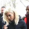 Kim Kardashian et son mari Kanye West vont faire du shopping chez Balenciaga à Paris. Le 6 mars 2015
