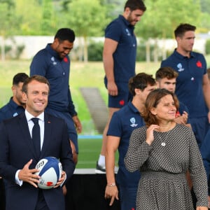 Bernard Laporte (président de la Fédération Française de Rugby à XV), Emmanuel Macron, président de la République Française et Roxana Maracineanu, ministre des Sports, visitent le centre d'entrainement du XV de France. Marcoussis, le 5 septembre 2019. © Liewig/Pool/Bestimage