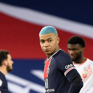 Kylian Mbappé lors du match de football PSG - Lorient (2-0) en ligue 1 Uber Eats au Parc des Princes à Paris le 16 décembre 2020. © FEP / Panoramic / Bestimage