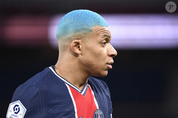 Kylian Mbappé lors du match de football PSG - Lorient (2-0) en ligue 1 Uber Eats au Parc des Princes à Paris le 16 décembre 2020. © FEP / Panoramic / Bestimage